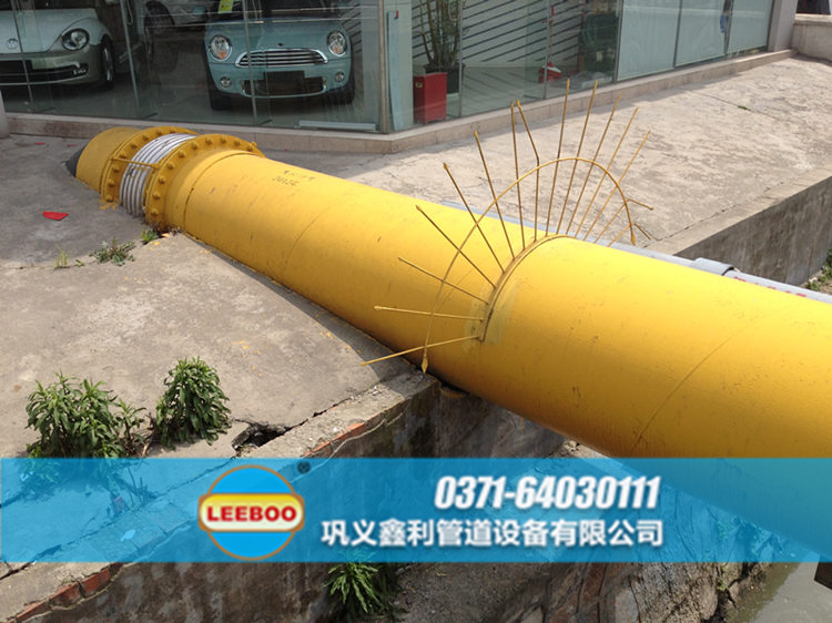 <a href=http://www.uuu78.cn target=_blank class=infotextkey>補(bǔ)償器</a>現(xiàn)場圖片